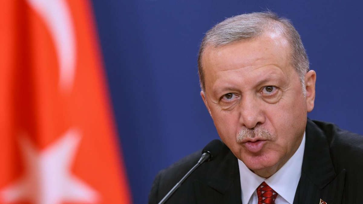 Turquie: Erdogan revendique sa victoire à la présidentielle