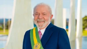 Menaces de mort contre Lula: un ex-champion de F1 sous enquête au Brésil