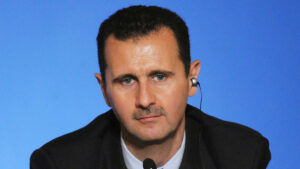France : Le ministre de la défense tacle Bachar el-Assad