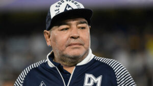 Maradona a été enterré sans son cœur, selon un journaliste argentin