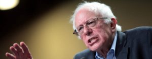 USA : l'administration Trump annonce la création de la "Force de l'espace", Sanders critique