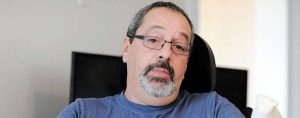 Victime d'une grippe : il se fait amputer des 4 membres après une complication