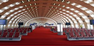 France : pris pour sans-papier, un professeur sénégalais détenu 4 jours à l'aéroport