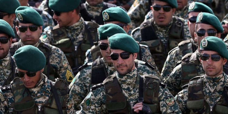 Des soldats iraniens