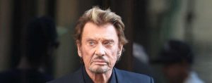 Johnny Hallyday : un journaliste s'en prend violemment à la star