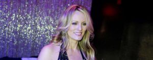 Liaisons de Donald Trump : Michael Cohen lâche une bombe, Stormy Daniels le remercie