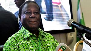 Côte d'Ivoire : la résidence de Bédié encerclée, sa sécurité sort les armes