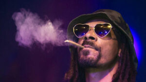 Death Row : Snoop Dogg possède les classiques du gangsta rap (Dr Dre... )
