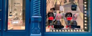 Figurines racistes : Prada s’excuse finalement