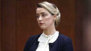 Amber Heard : un juge rejette sa demande d’un nouveau procès