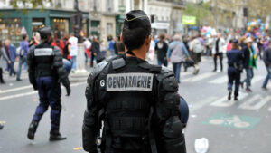 France : une application pour gendarmes sème la zizanie