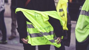 France : des gilets jaunes lancent une offensive contre le préfet de Paris