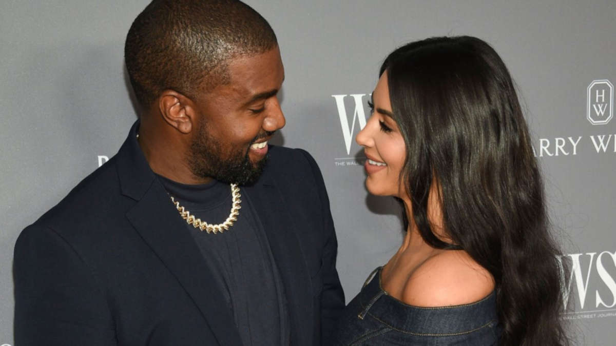 Kanye West : Kim Kardashian l'accuse de désinformation, il demande des preuves