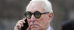 USA : arrêté par le FBI, Roger Stone, proche de Trump libéré sous conditions