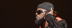 « Surviving R. Kelly » : les ennuis judiciaires commencent pour R. Kelly