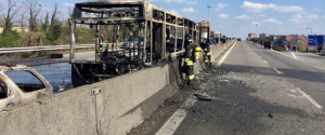Un sénégalais met le feu dans un bus en Italie pour "les morts en méditerranée"