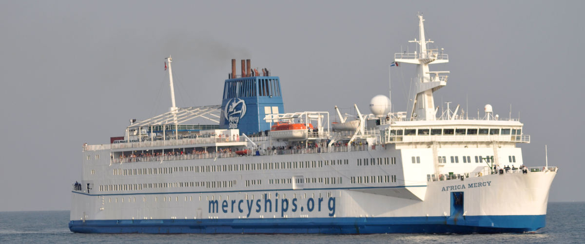 Le bateau de l’ONG Mercy Ships attendu au Sénégal