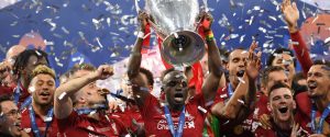 TOP 3 UEFA : La réaction des fans de Sadio Mané