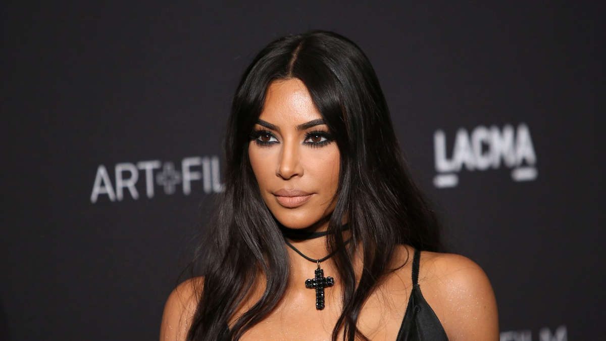 Kim Kardashian envisage d'abandonner la télé-réalité pour une carrière d'avocate