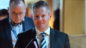Un ministre écossais démissionne après des messages à un ado sur instagram