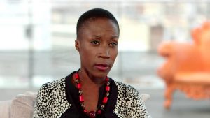 Rokia Traoré de retour au Mali malgré son contrôle judiciaire, son avocat explique