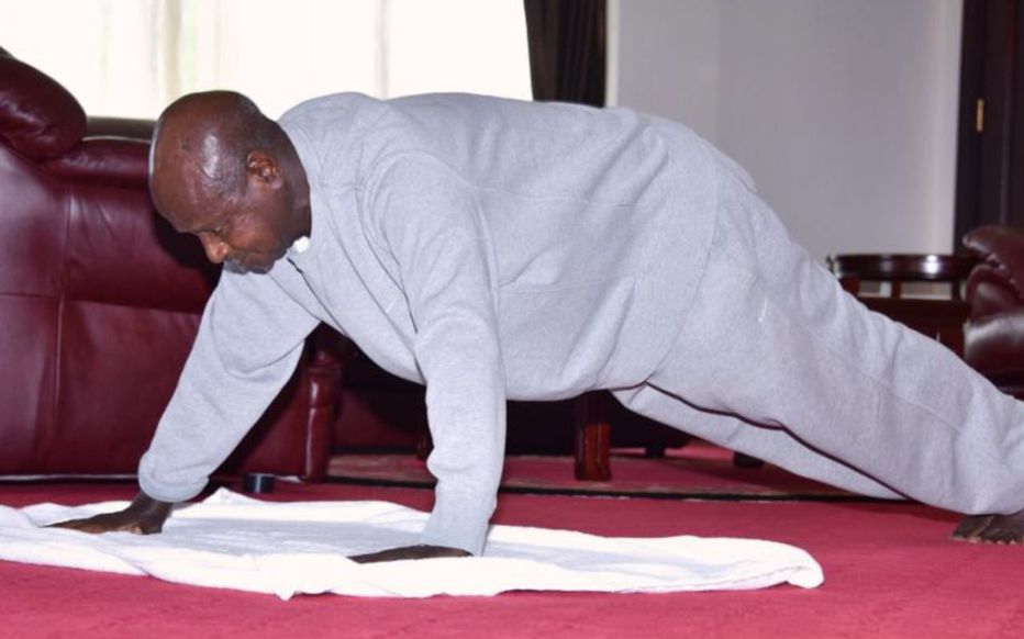 Quand Museveni s'improvise professeur de sport
