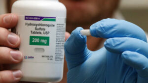 Chloroquine : après The Lancet, un essai clinique relance le débat