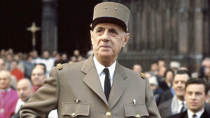 Charles de Gaulle : traité d'esclavagiste, deux statues vandalisées en France