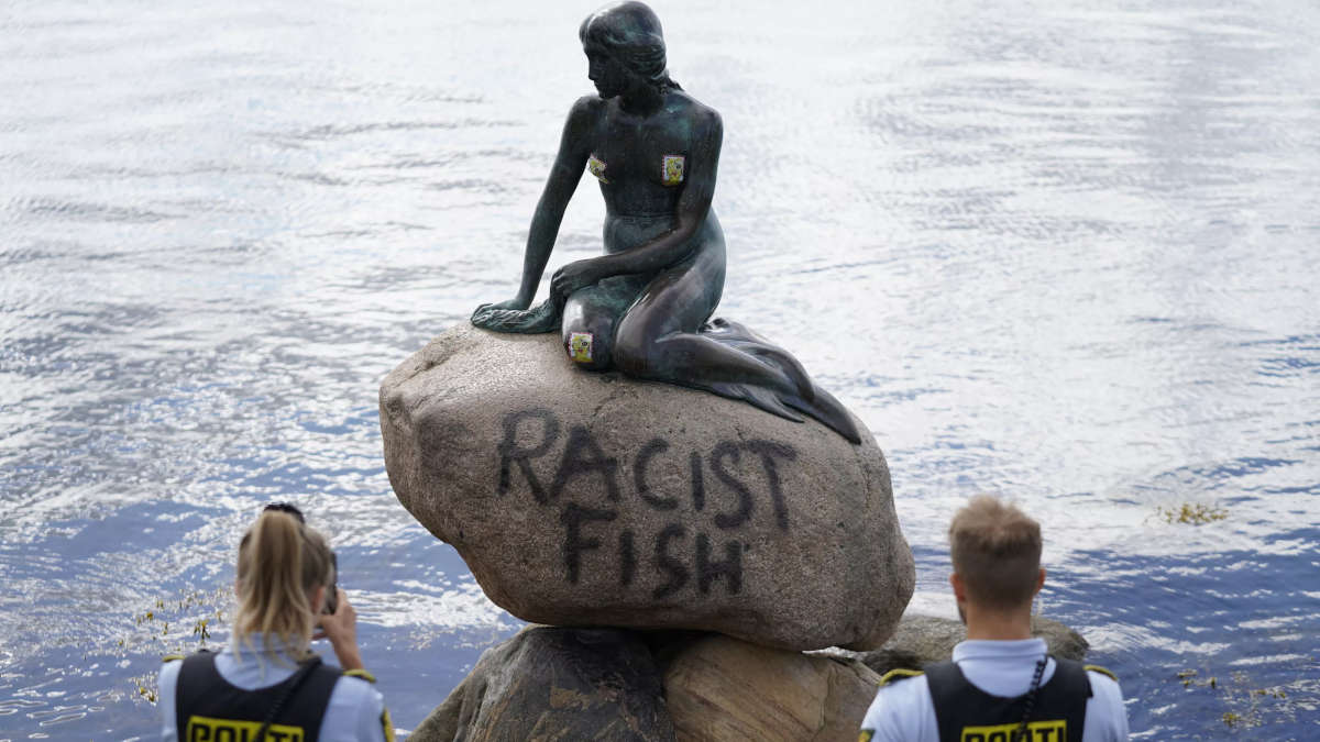 "Poisson raciste" : un célèbre monument vandalisé au Danemark