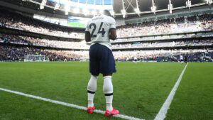 Mercato : l'ivoirien Serge Aurier quitte Tottenham