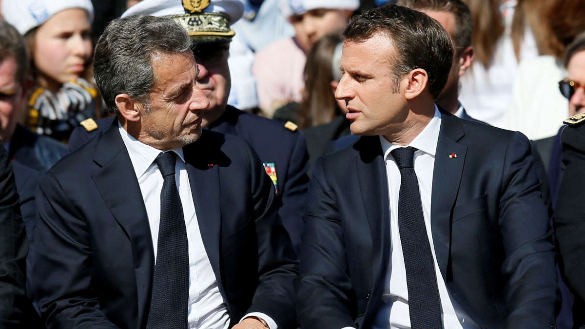 "N’essayons pas de bâtir une amitié avec..." : Sarkozy démolit Macron sur l’Algérie