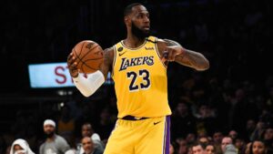 USA : Trump dénonce "des commentaires RACISTES" de LeBron James