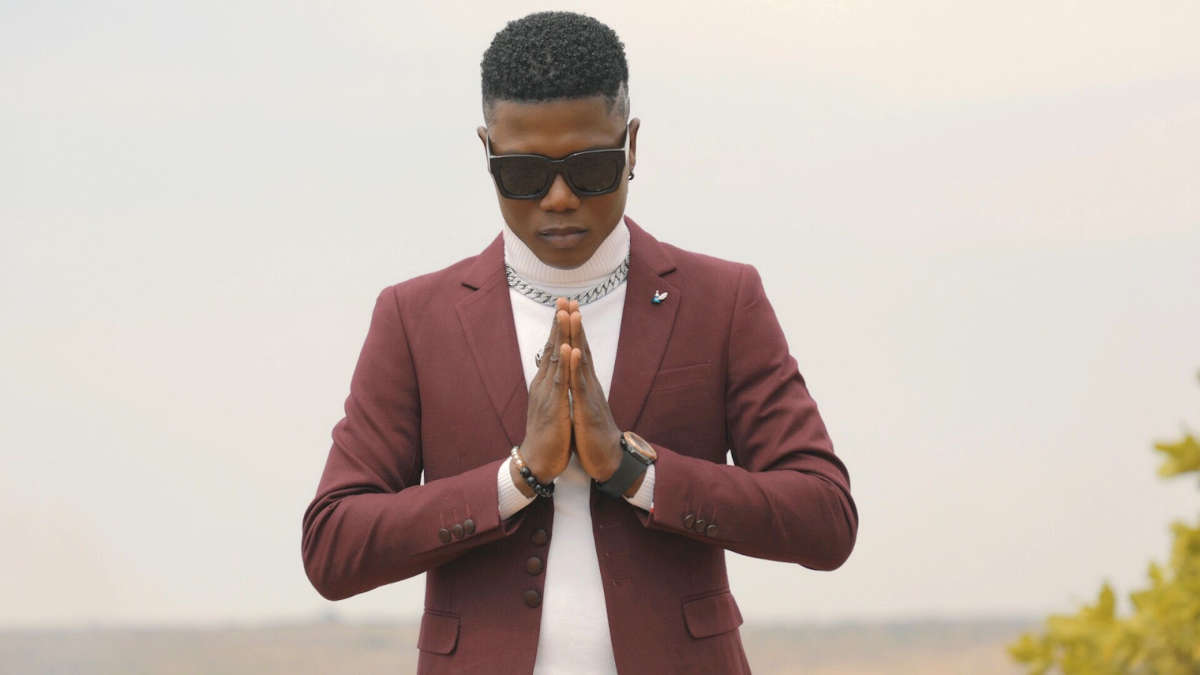Bénin: le chanteur Nikanor explique pourquoi il a mis 10 ans pour sortir un album