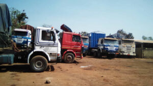(ENQUETE) Désarroi des transporteurs à Djougou : Quand le Dieu « camion » lâche ses fils !