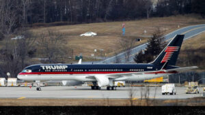 "Trump Force One" : un Boeing 757 délaissé par l'ex-Président