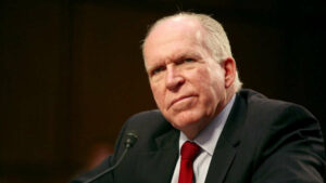 Je suis de plus en plus gêné d'être un homme blanc (...), dit un ex-directeur de la CIA