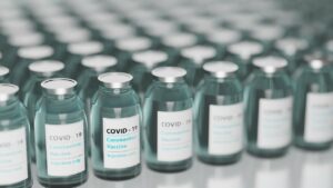 AstraZeneca revoit à la baisse l’efficacité de son vaccin