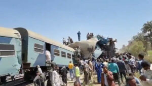 32 morts et 66 blessés dans un accident de train en Egypte