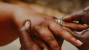 Mariage de l’artiste Vitale : des aveux gênants ou un nouveau buzz ?