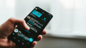Twitter: ces fonctionnalités de WhatsApp débarquent bientôt sur le réseau social