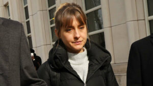 Secte d'esclaves sexuelles : l'actrice Allison Mack condamnée à 3 ans de prison
