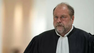 France : mis en examen, Dupond-Moretti ne va pas démissionner