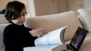 A 12 ans, le belge Laurent Simons décroche un master
