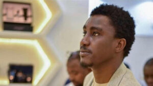 Sénégal : Face à Youssou Ndour, Wally fait bouger les lignes