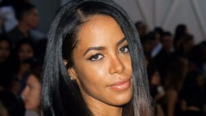 R. Kelly et Aaliyah: une femme affirme être leur fille (VIDÉO)