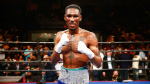 USA : le boxeur Robert Easter Jr recherché pour avoir mis KO une femme