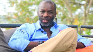 Côte d'Ivoire : Yves de Mbella condamné à 12 mois de prison avec sursis et une amende