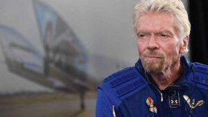 Le milliardaire Richard Branson blessé dans un accident de vélo (vidéo)