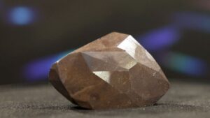 The Enigma: un diamant noir aux origines extraterrestres bientôt mis aux enchères