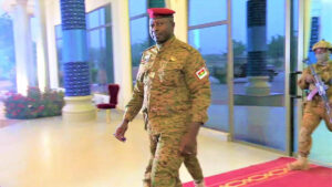 Transition au Burkina : comme le Mali, la junte rejette la proposition de la CEDEAO